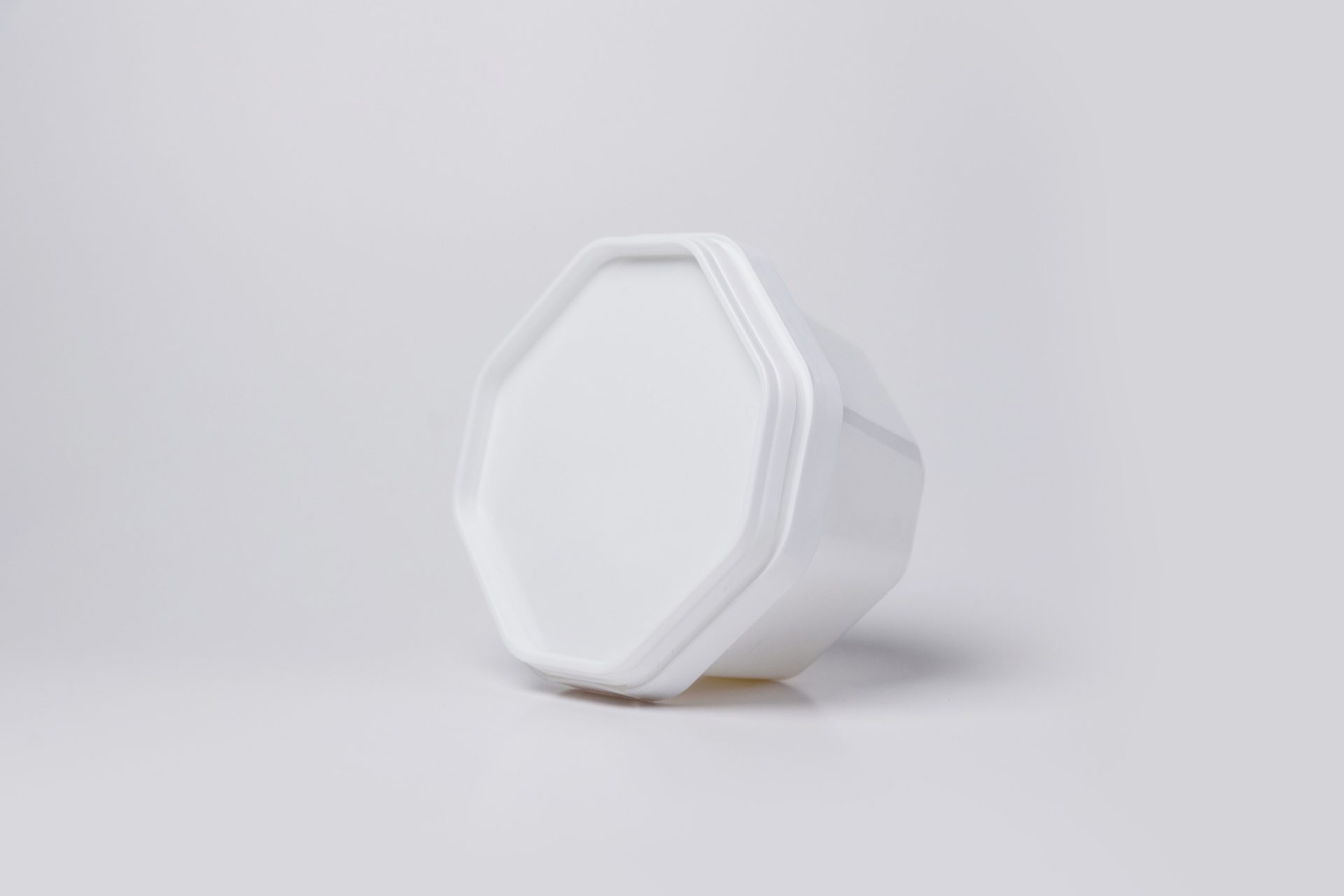 500ml Octagon Tub & Lid