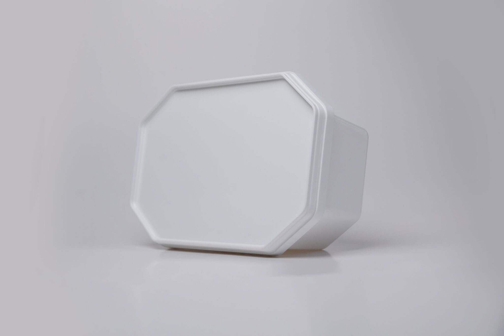 Octagonal Plastic 1000ml Octagon Tub & Lid - Mpact Plastics