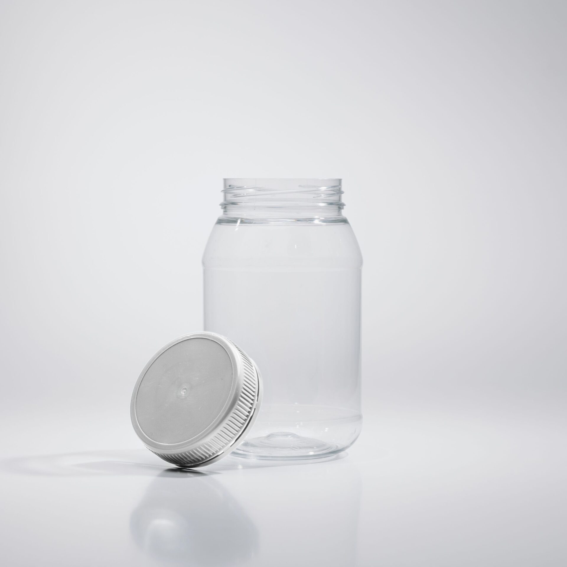 750ml Ribless Round Clear Jar